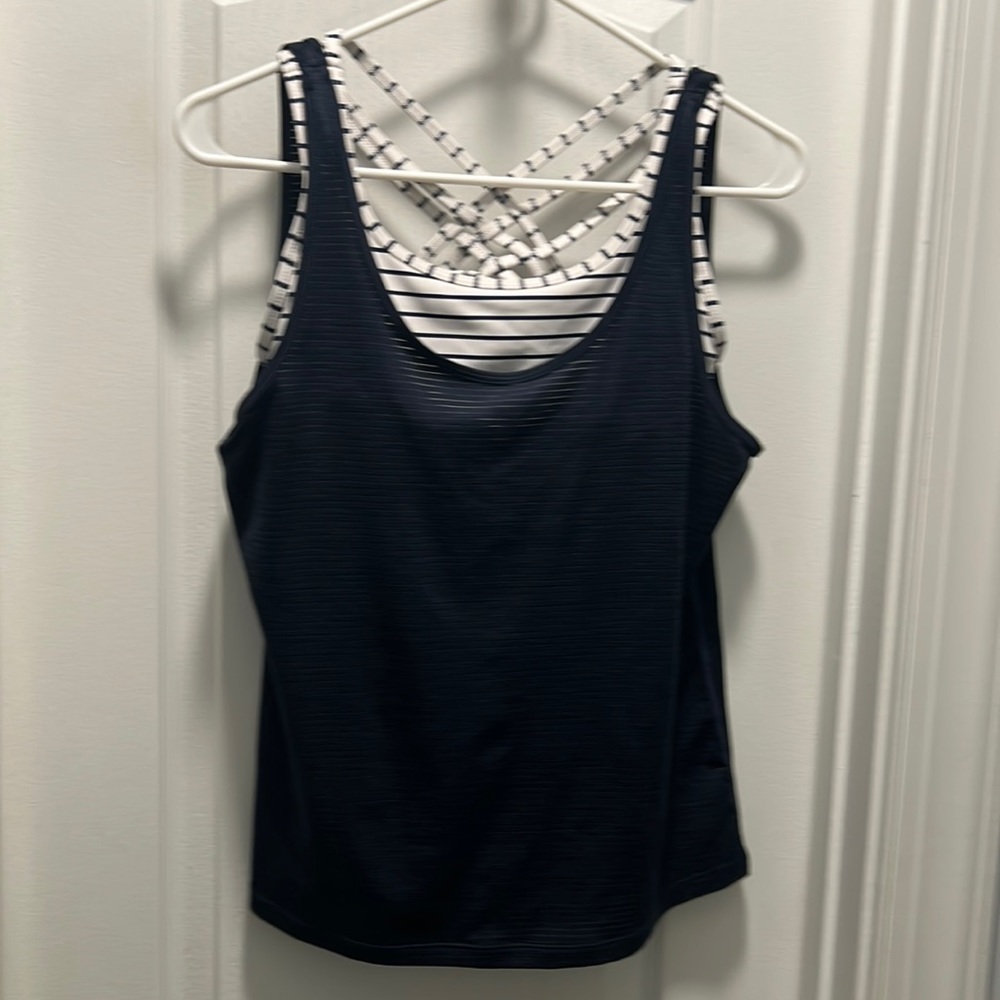 Athleta tank top with built in sports bra